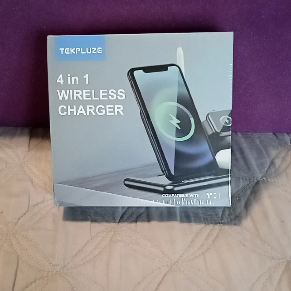 Black 4 in 1 Wireless Charger